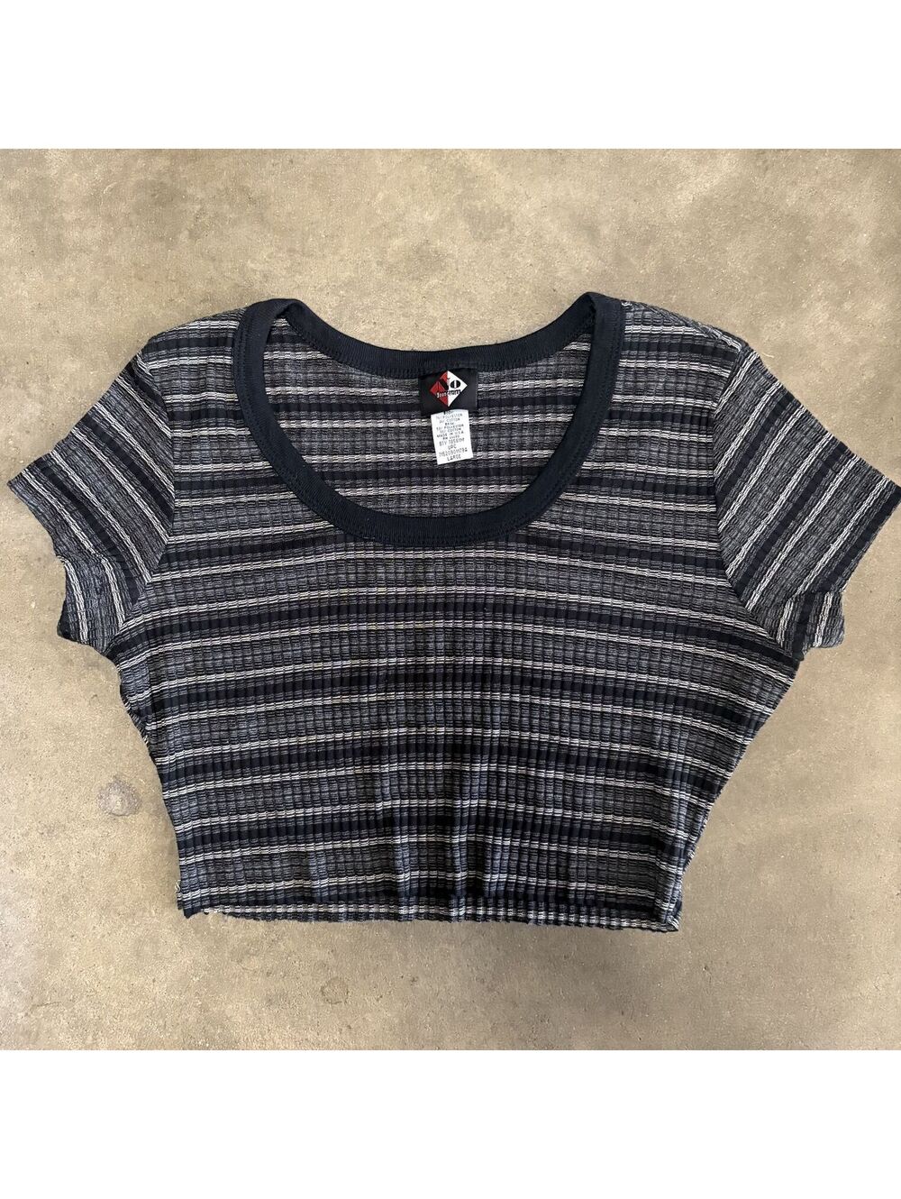 Y2K NO Boundaries Women L Crop Top Striped Black Gray